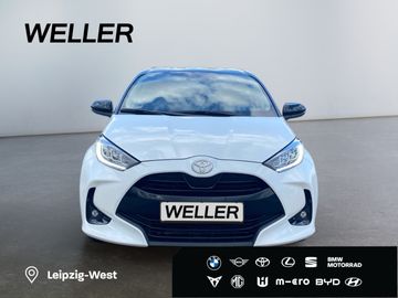 Car image 4