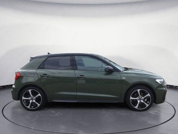 Audi A1 1.0 S tronic S-line Sportback 81 kW image number 3