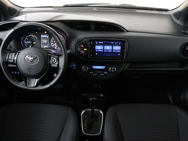 Toyota Yaris 1.5 Hybrid 73 kW image number 4