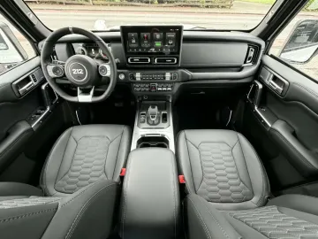 Car image 38