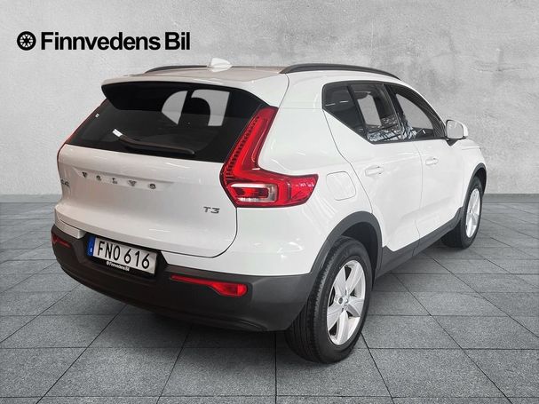 Volvo XC40 T3 120 kW image number 3