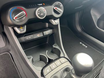 Car image 26