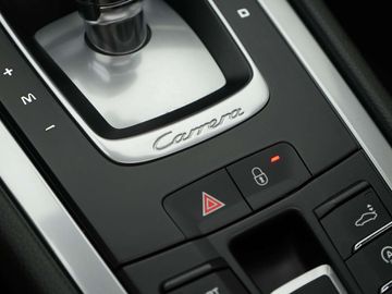 Car image 36