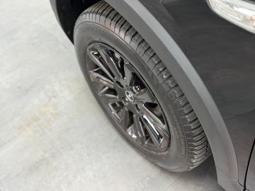 Car image 28