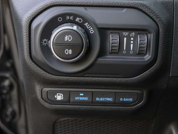 Car image 41