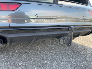 Car image 42
