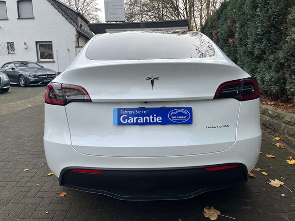 Tesla Model Y Long Range AWD Dual Motor 378 kW image number 3