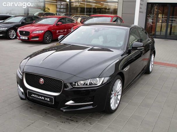 Jaguar XE 132 kW image number 1