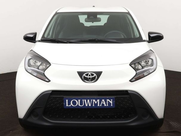 Toyota Aygo X 1.0 VVT-i 53 kW image number 27