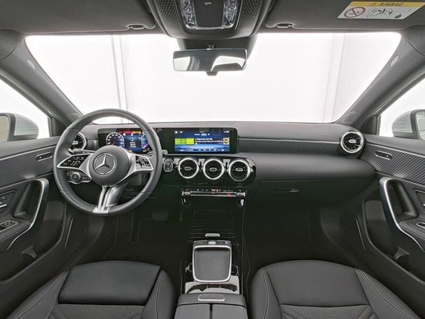 Mercedes-Benz A 220 140 kW image number 6