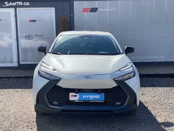 Car image 3