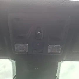 Car image 28