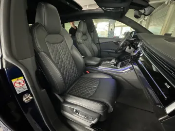 Car image 38
