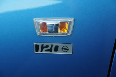 Car image 37