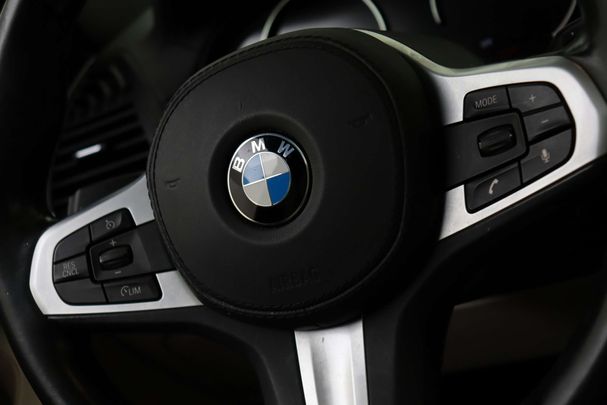 BMW X3 xDrive20i Luxury Line 135 kW image number 22