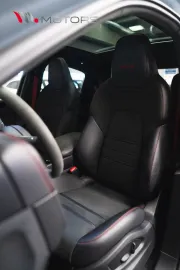 Car image 24