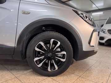 Car image 21