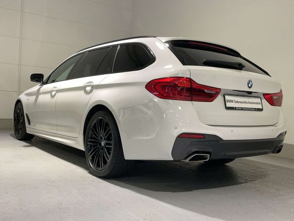 BMW 530d Touring 195 kW image number 2