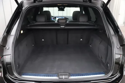 Car image 37