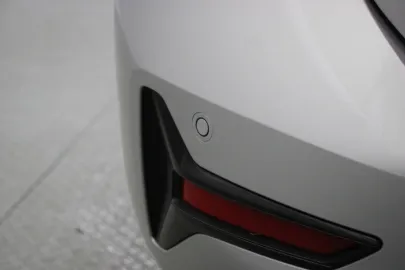 Car image 38