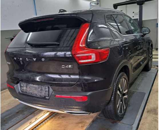 Volvo XC40 AWD Inscription 140 kW image number 3