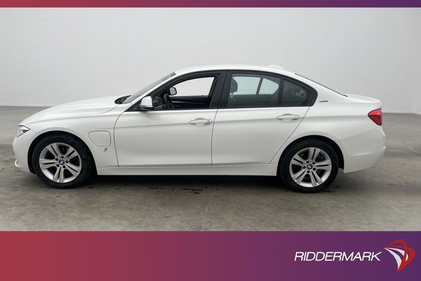 BMW 330 e Sport Line 185 kW image number 11