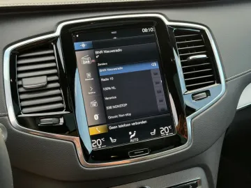 Car image 49