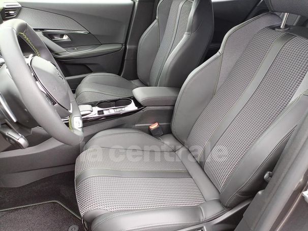 Peugeot 2008 PureTech 130 96 kW image number 19