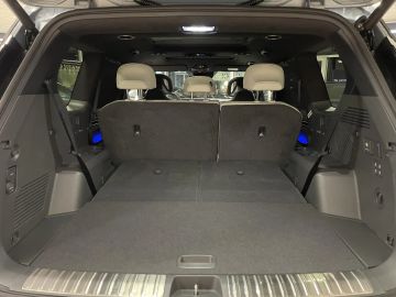 Car image 35