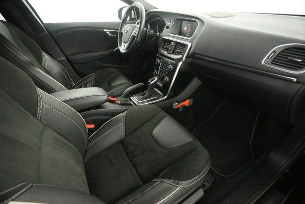 Volvo V40 T3 112 kW image number 27