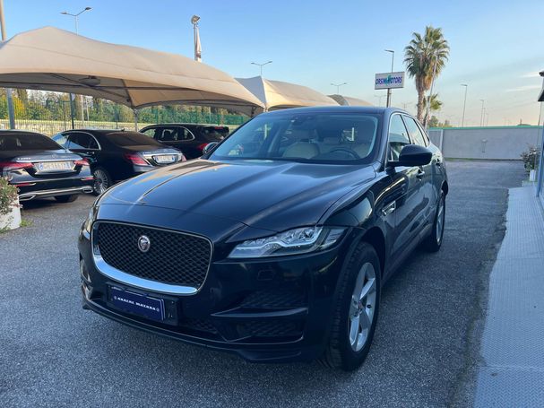 Jaguar F-Pace AWD Prestige 132 kW image number 13