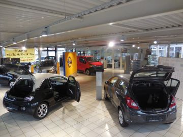 Car image 27