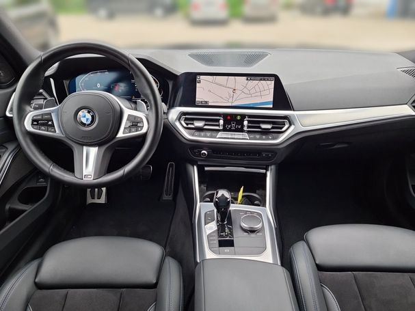 BMW 330i Touring xDrive 190 kW image number 10