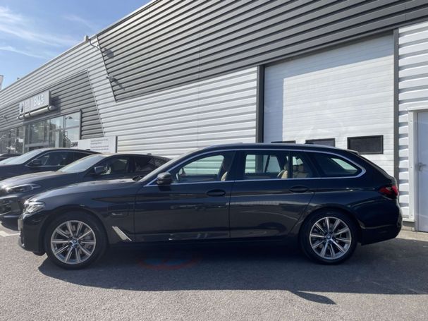 BMW 530 Touring xDrive 137 kW image number 3