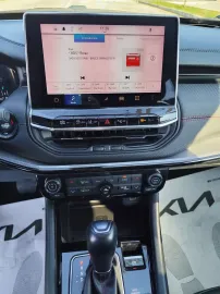 Car image 35