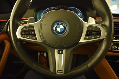 Car image 31