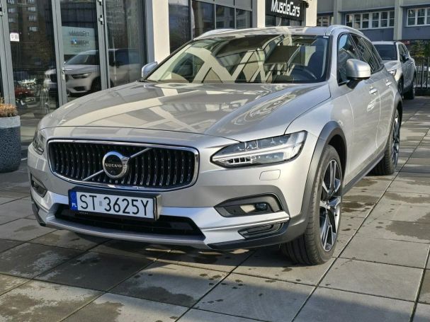 Volvo V90 Cross Country AWD 173 kW image number 1