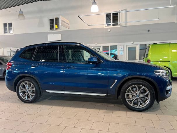 BMW X3 xDrive30e Line Steptronic 216 kW image number 10