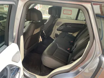Car image 41
