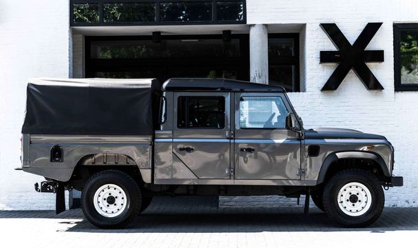 Land Rover Defender TD 90 kW image number 1