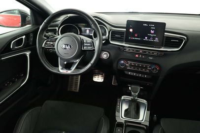 Car image 37