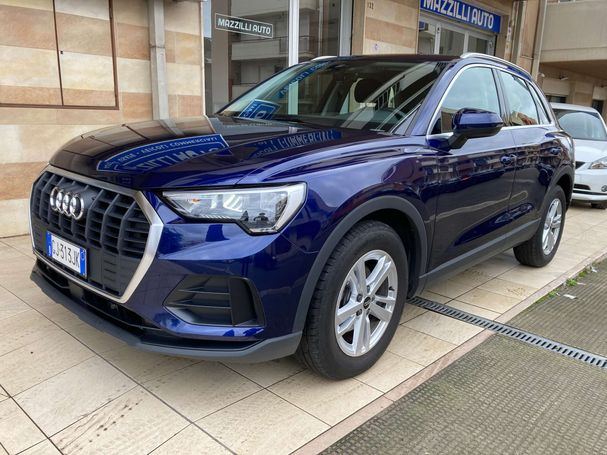 Audi Q3 35 TDI S tronic Business 110 kW image number 1