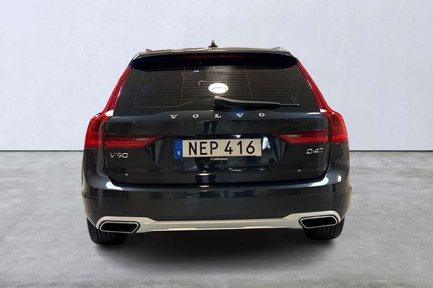 Volvo V90 Cross Country D4 AWD Pro 141 kW image number 4