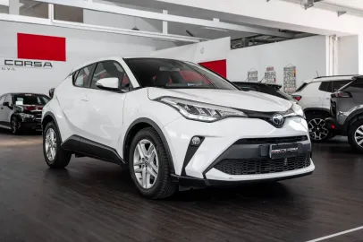 Car image 2