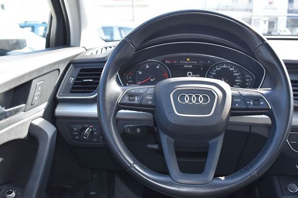 Audi Q5 35 TDI quattro S tronic Business 120 kW image number 20