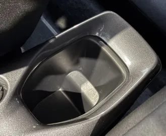 Car image 27