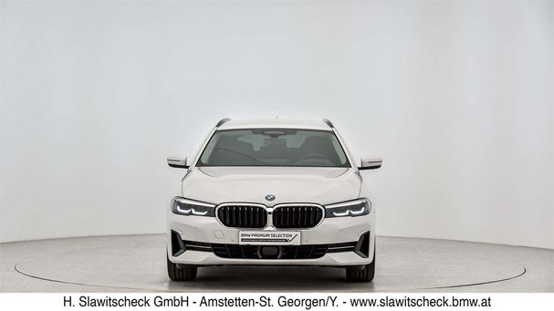 BMW 530 Touring xDrive 215 kW image number 2