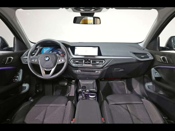 BMW 118i Sport Line 100 kW image number 6