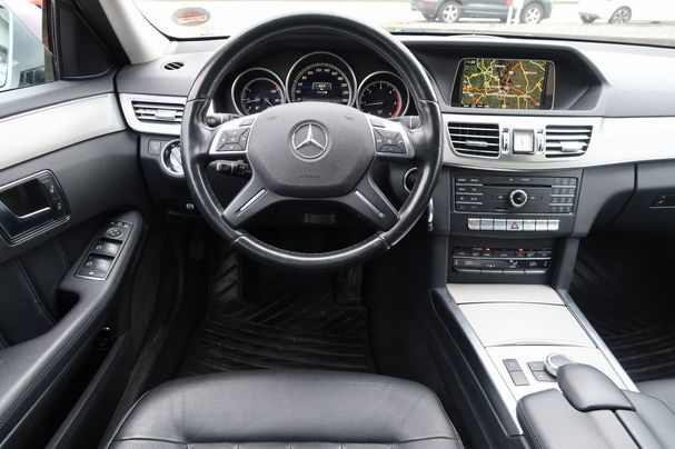 Mercedes-Benz E 220 T BlueEFFICIENCY 125 kW image number 13