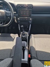 Car image 31